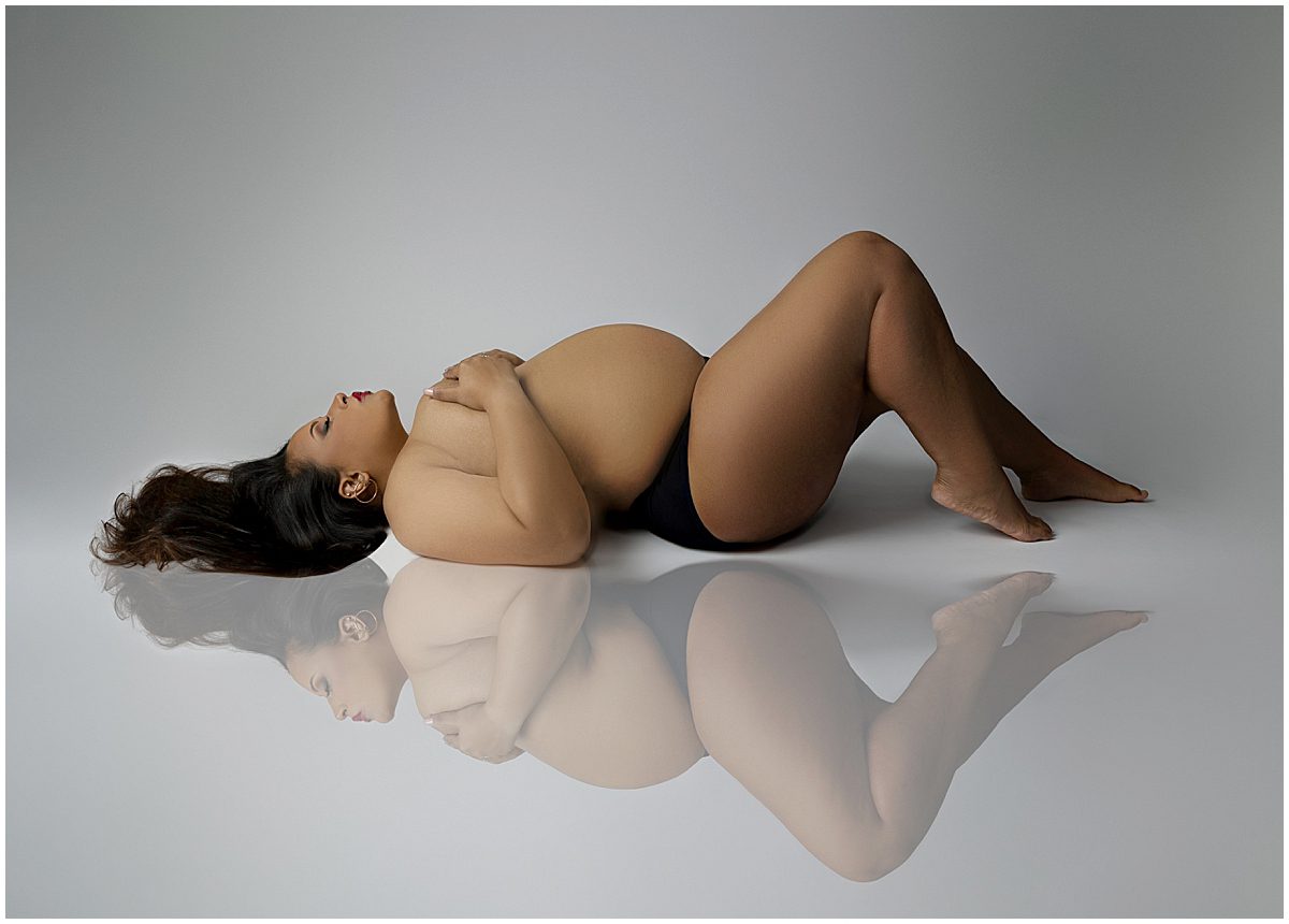 semi nude maternity photos